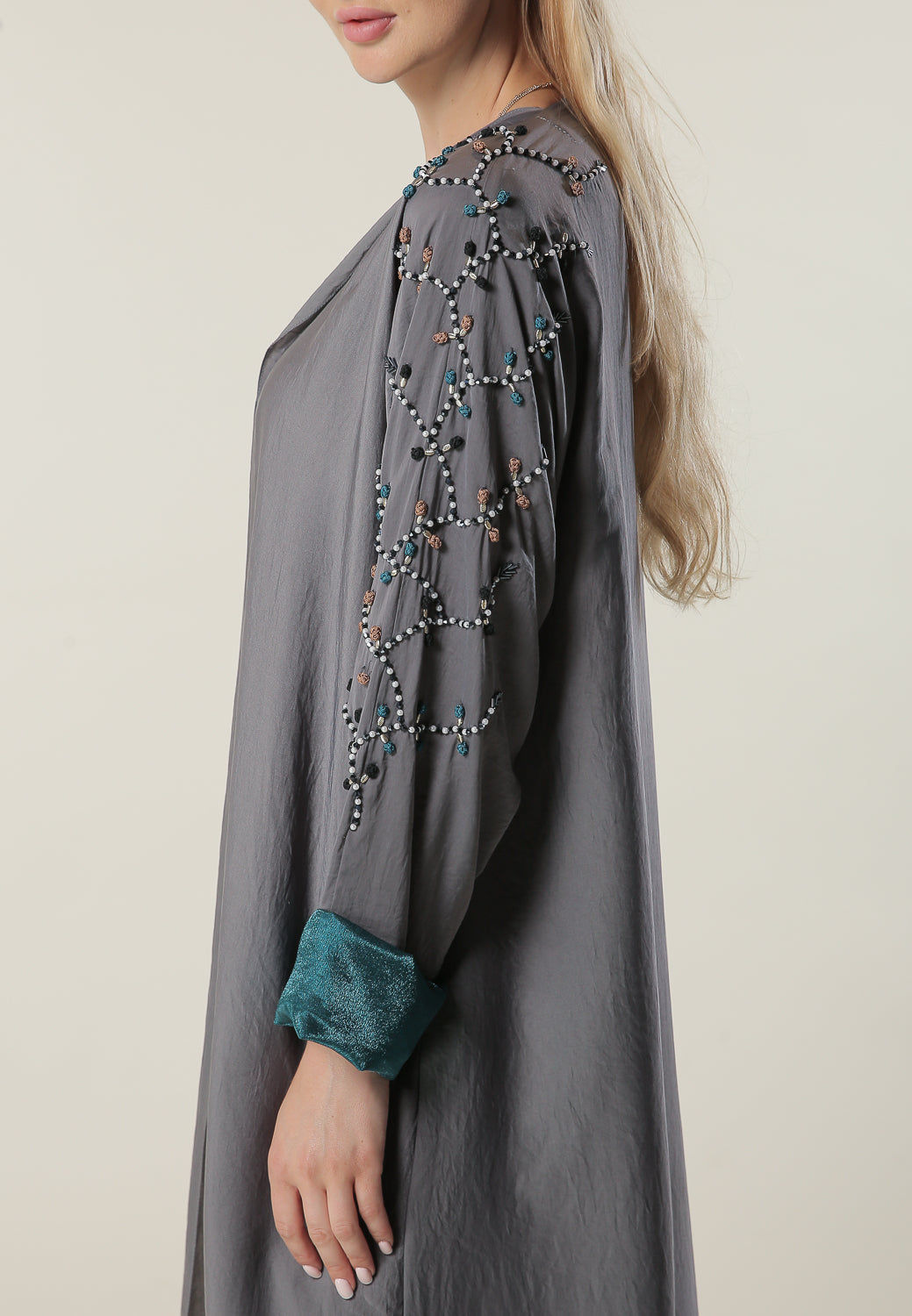 MOiSTREET Hand Embroidery Grey Abaya