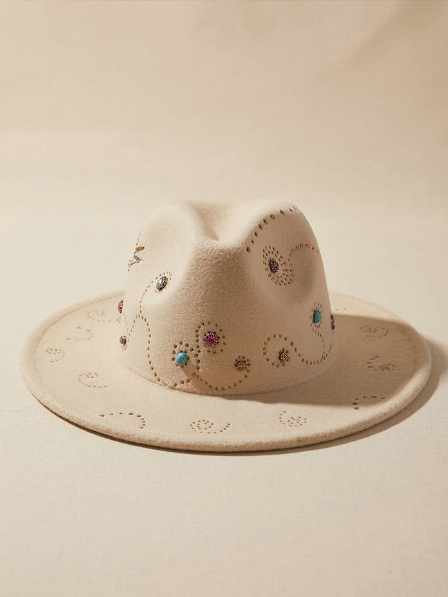 By Carmenzo pure romance hat