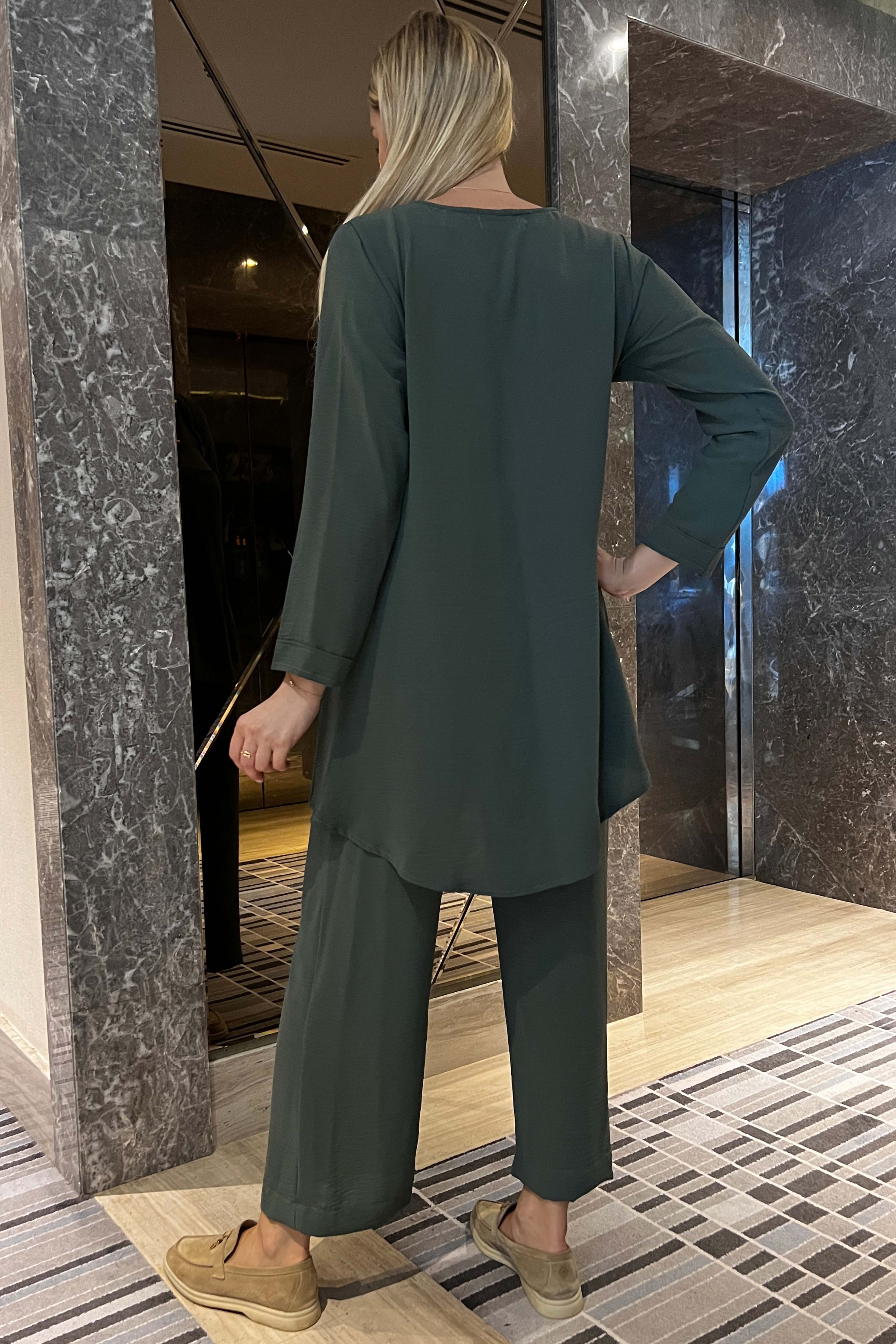 MOiSTREET Greenish Cyan CEY Fabric Top And Pants Set