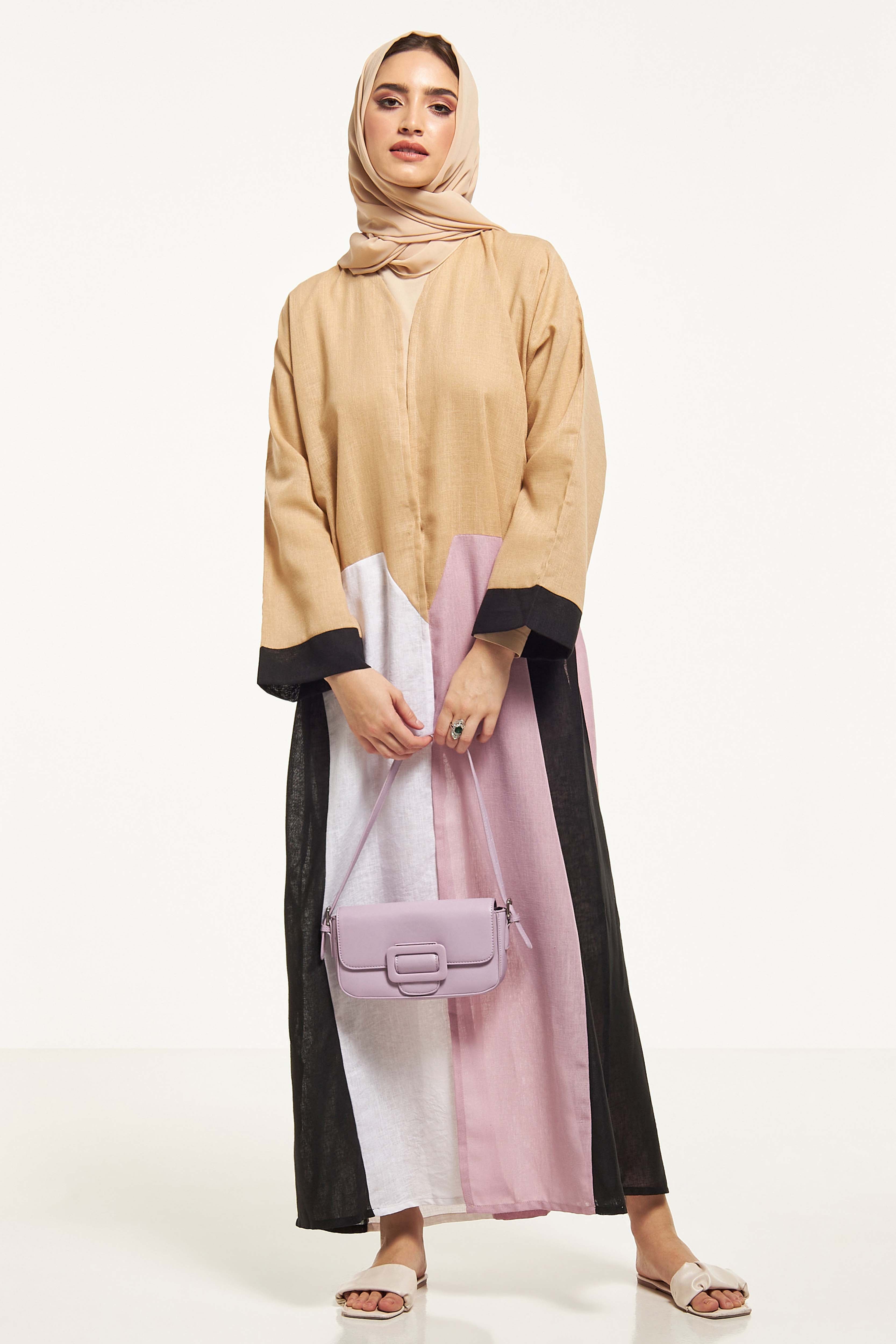 MOiSTREET Colourblocked Abaya with Sheila