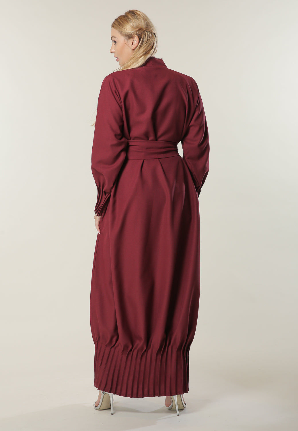 MOiSTREET Maroon Abaya with Pleated hem and sleeves