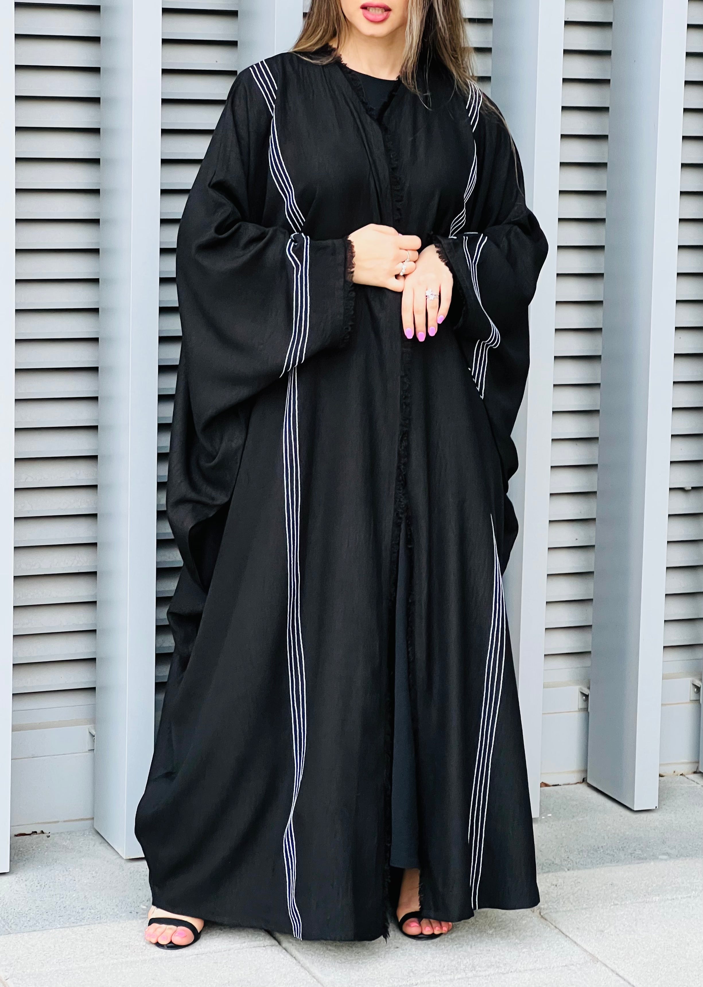 MOiSTREET Louise Crepe Bhist Abaya