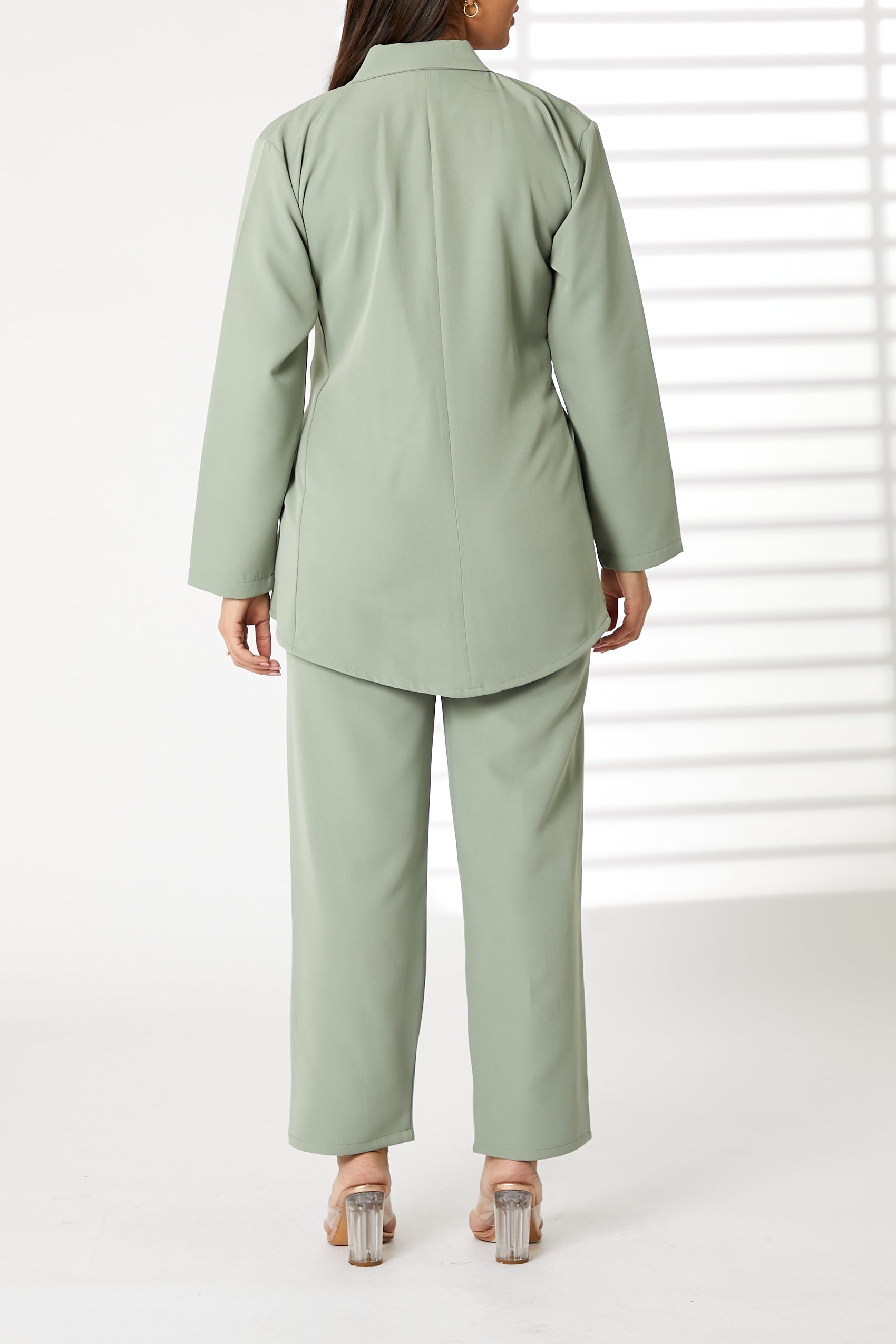 MOiSTREET Grey Barbie Crepe Fabric Blazer and Pants Set