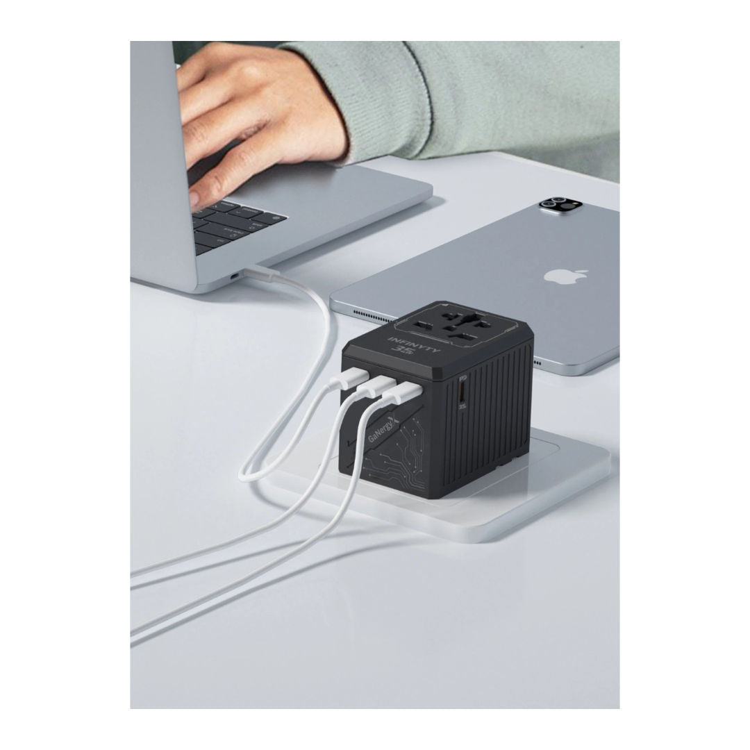 Infinyty Y127-C PD35W Universal Travel Adapter Atlas 35, Black
