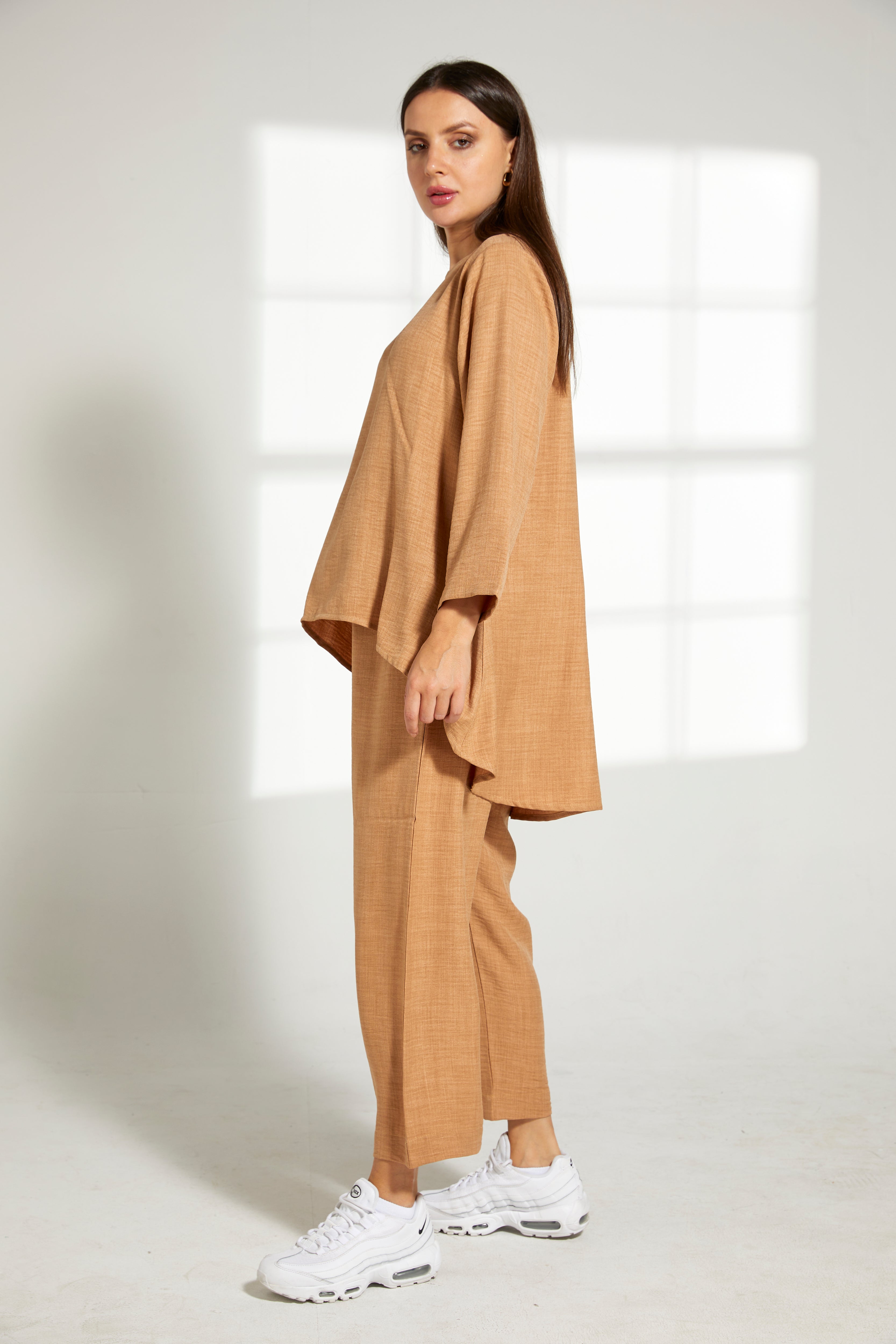 MOiSTREET TAN CEY Mélange Fabric Top And Pants Set