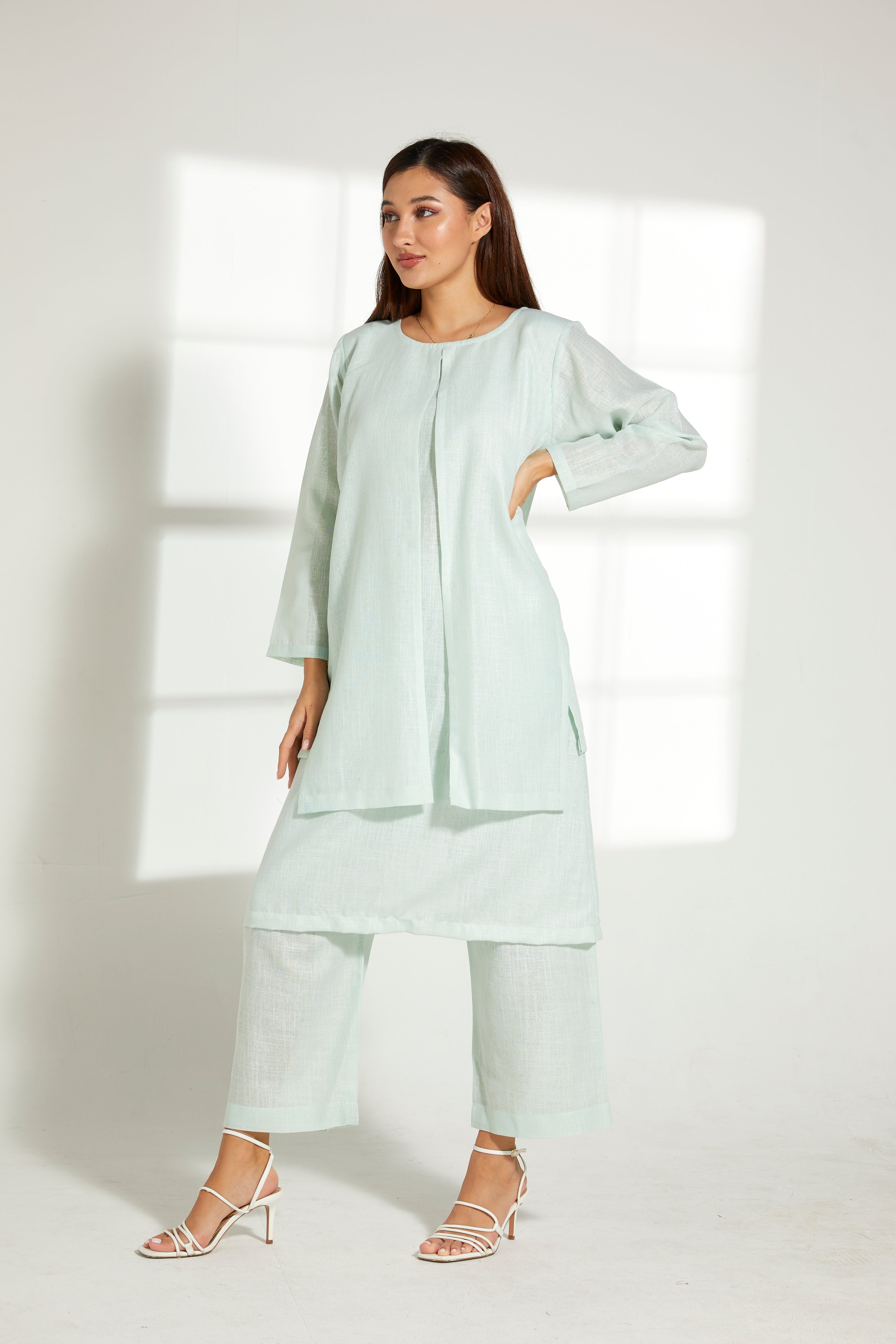 MOiSTREET Sea Green Linen Fabric Top and Pants Set