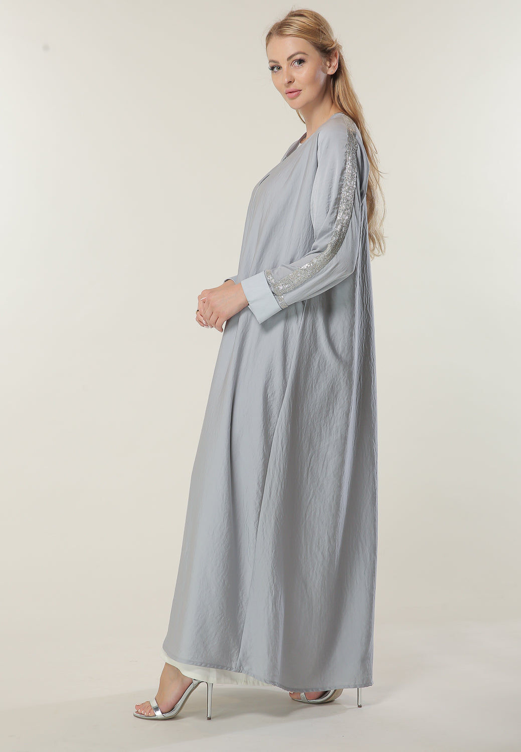 MOiSTREET Grey Abaya with Embellishment