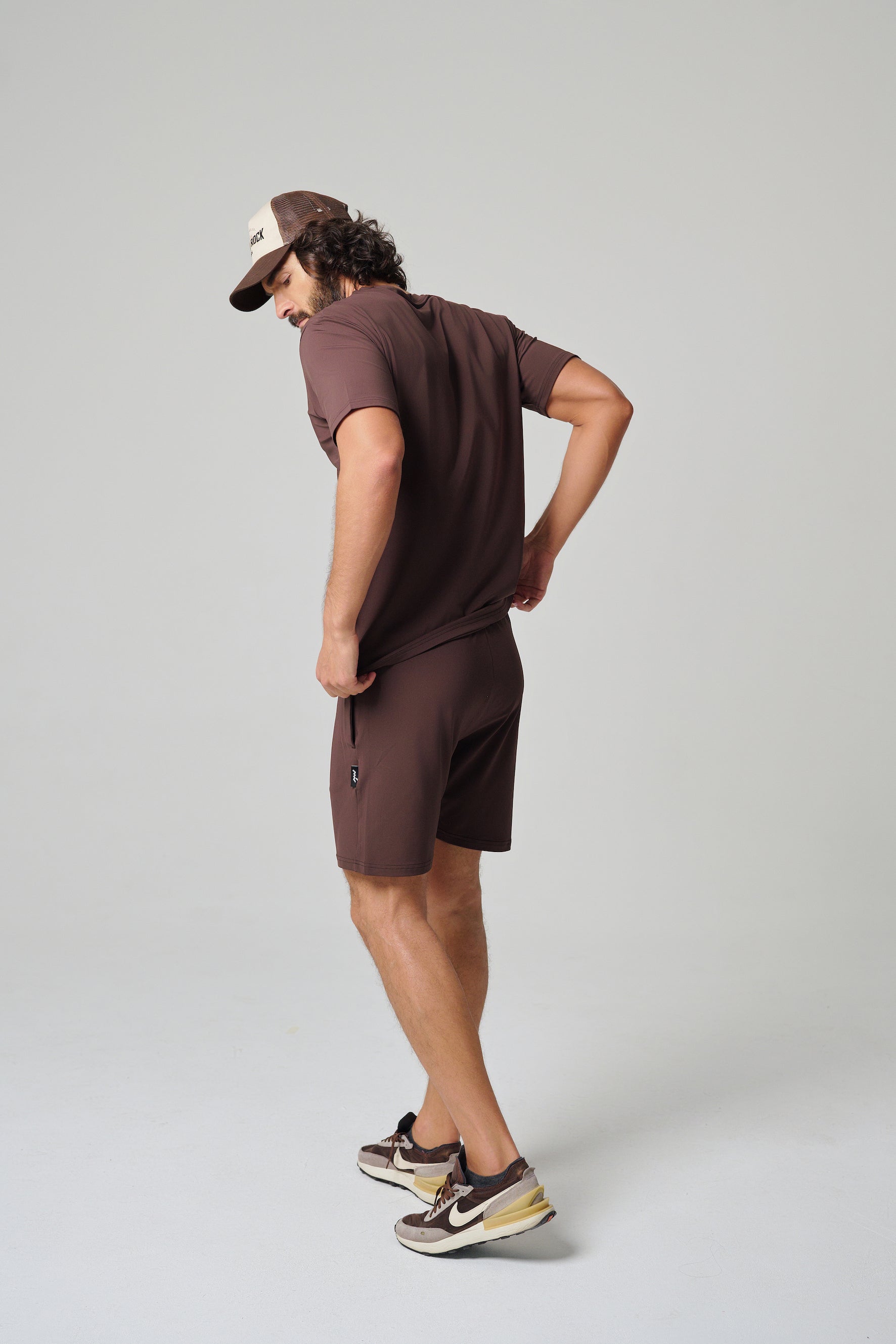 شورت رجالي كلاسيكي من MULU - بني