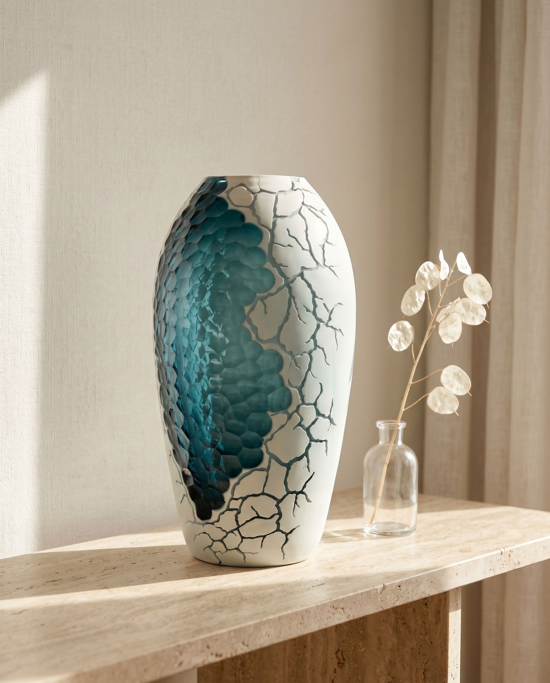 Tati deco Raw honey vase blue