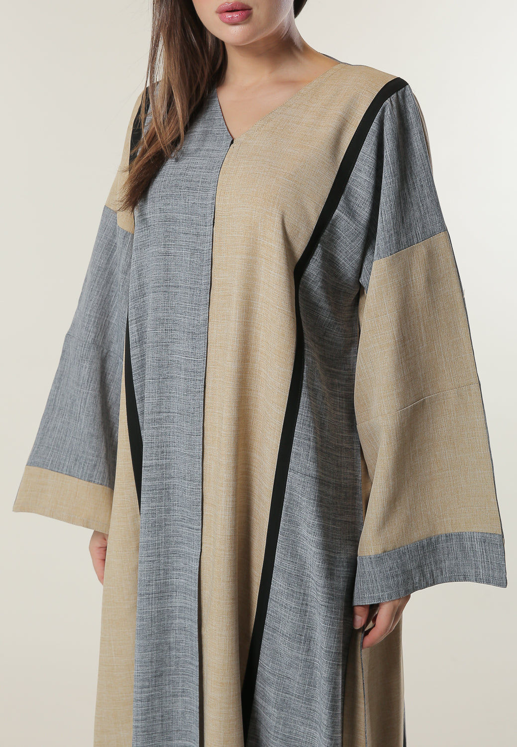 MOiSTREET Colorblock Casual Abaya