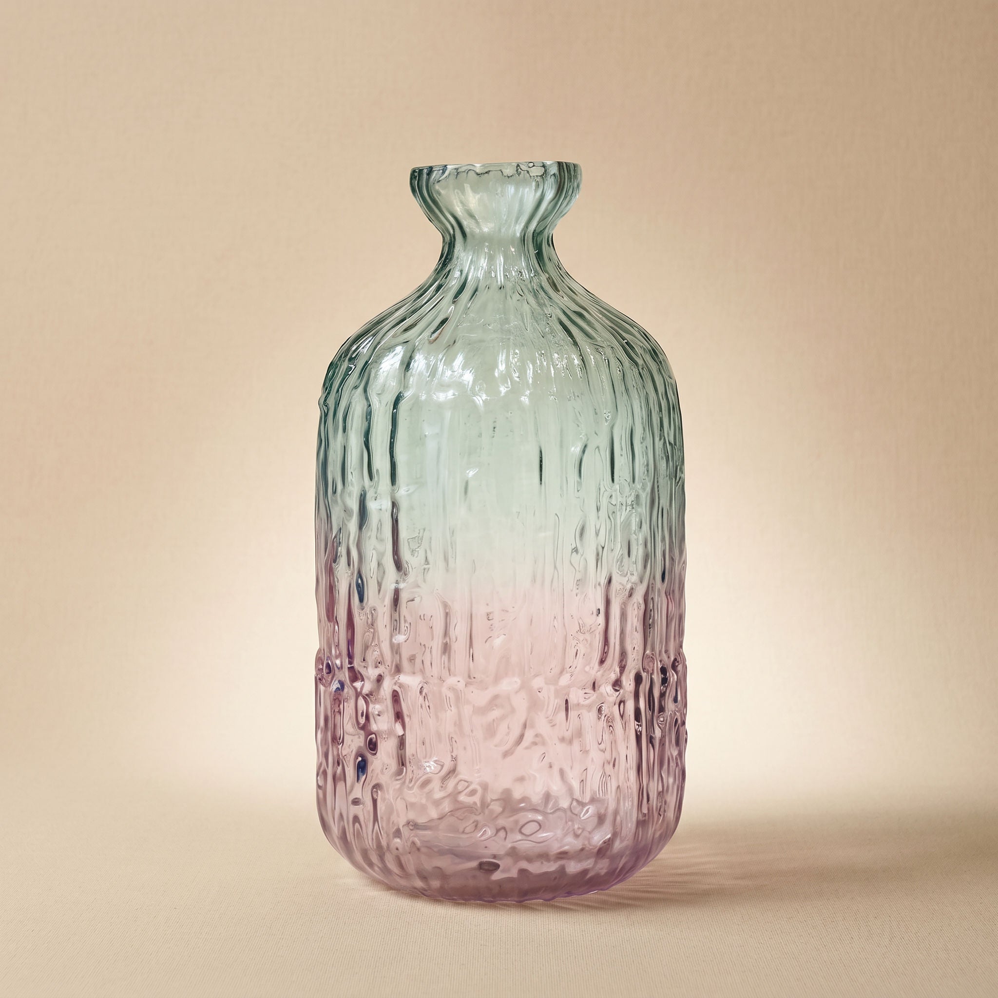 Tati deco Ombre ridged glass vase big