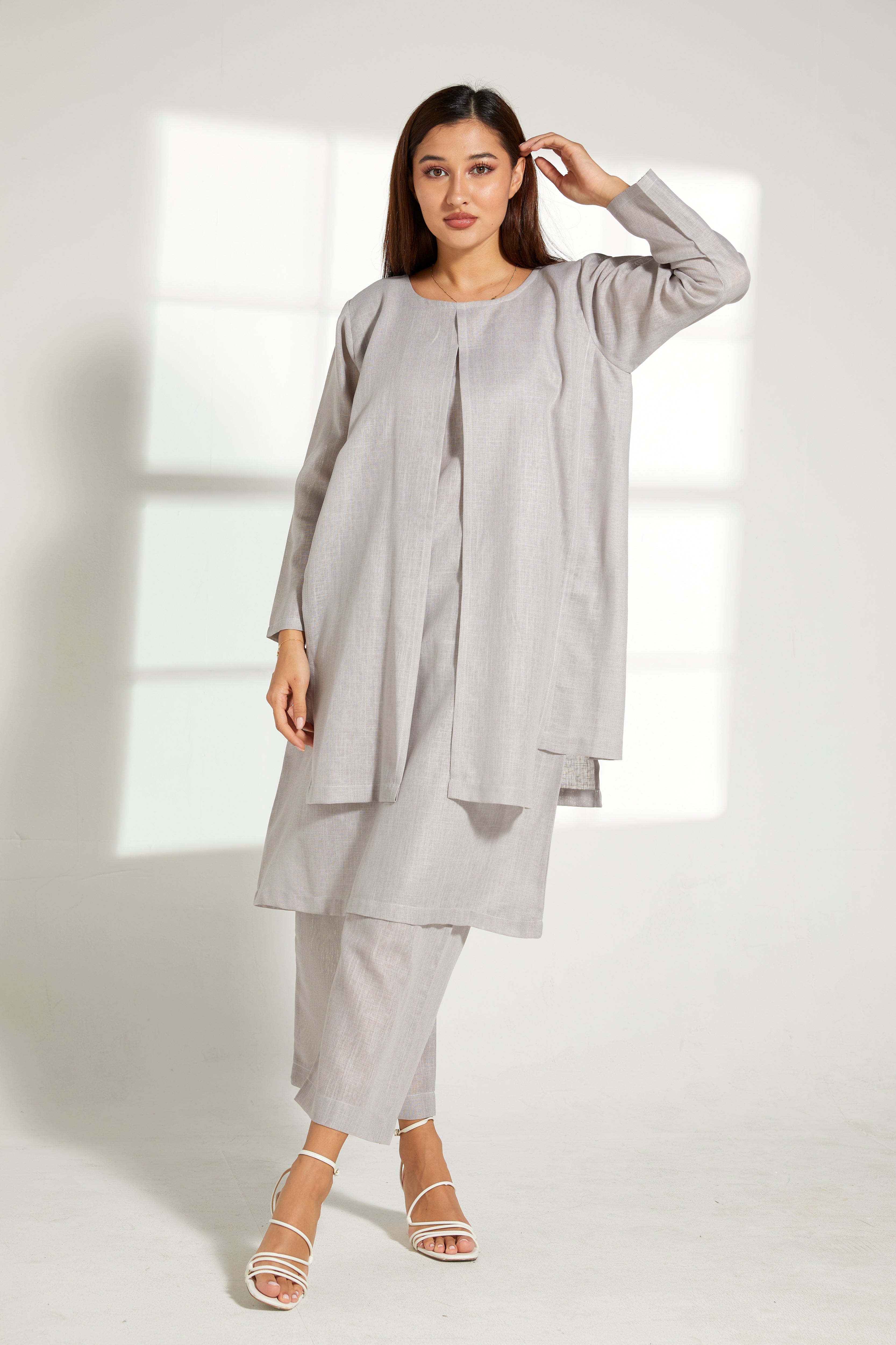 MOiSTREET Grey Linen Fabric Top and Pants Set