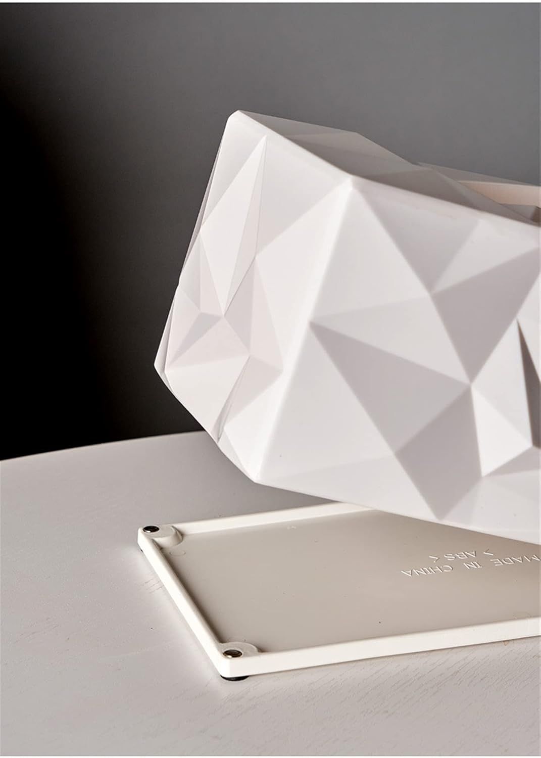 Desktop Tissue Box Creative Geometric Shape Drawing Paper Box Decorative Tissue Holder