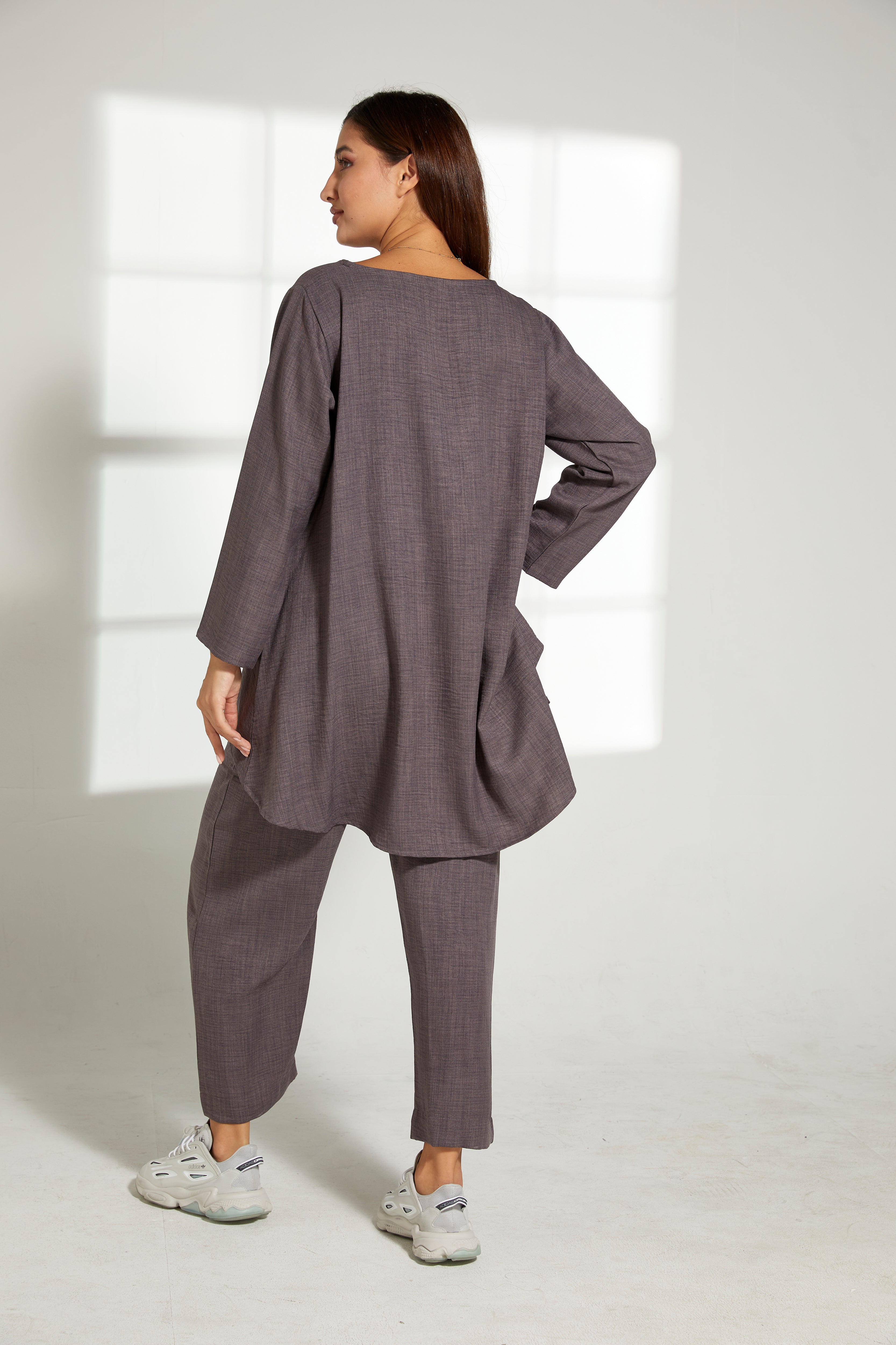 MOiSTREET Falcon Color & CEY Mélange Fabric Top And Pants Set