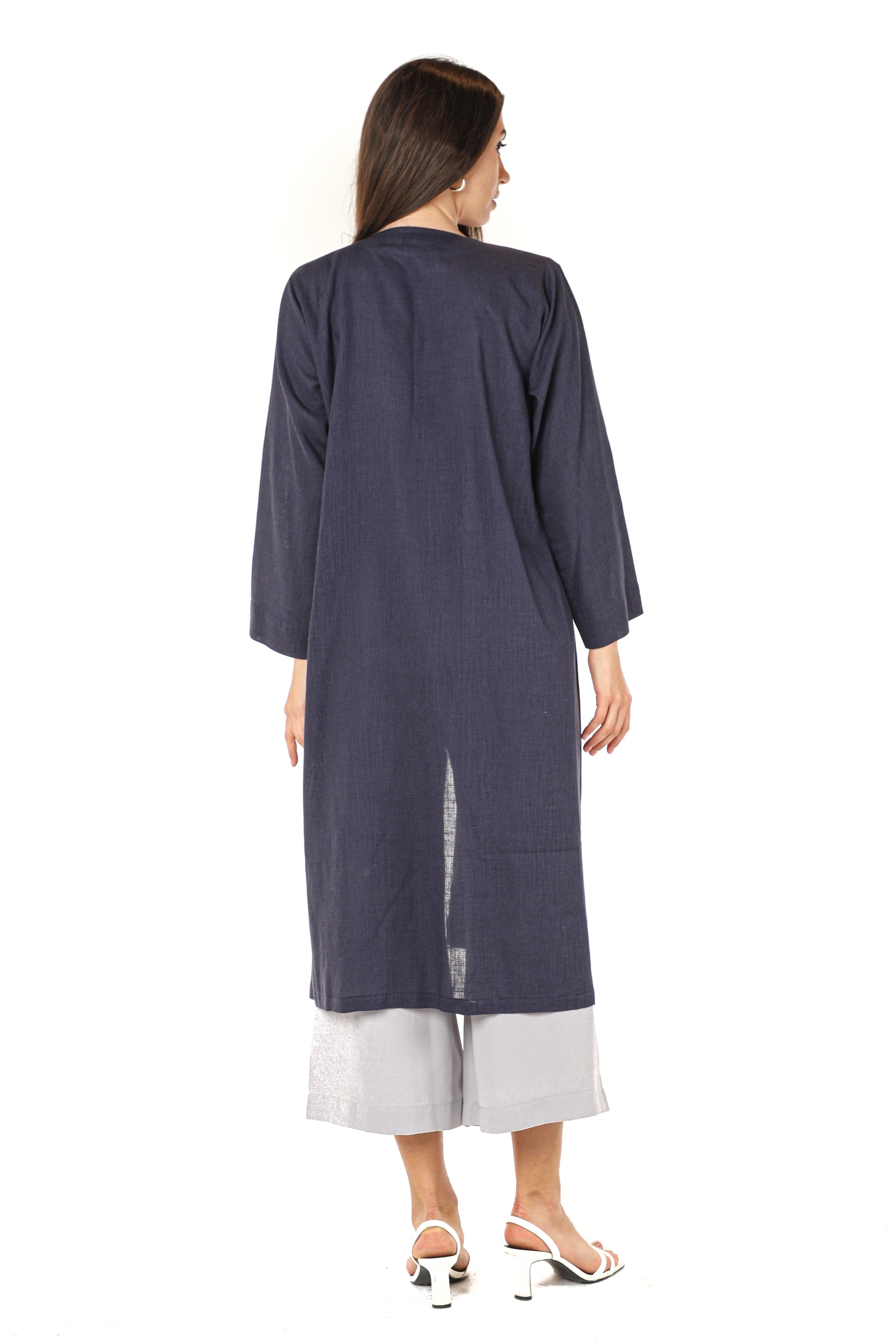 MOiSTREET Navy Linen Embellished Pockets With Pants And  Crepe Top