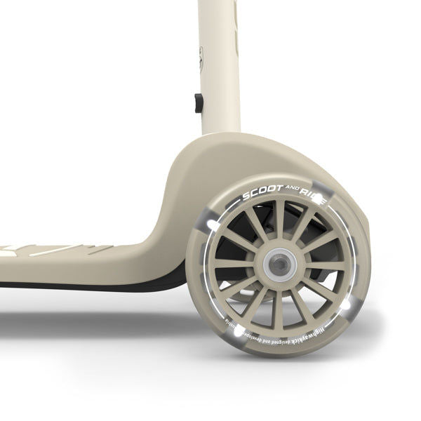 Scoot & Ride Highwaykick 3S LED Ash