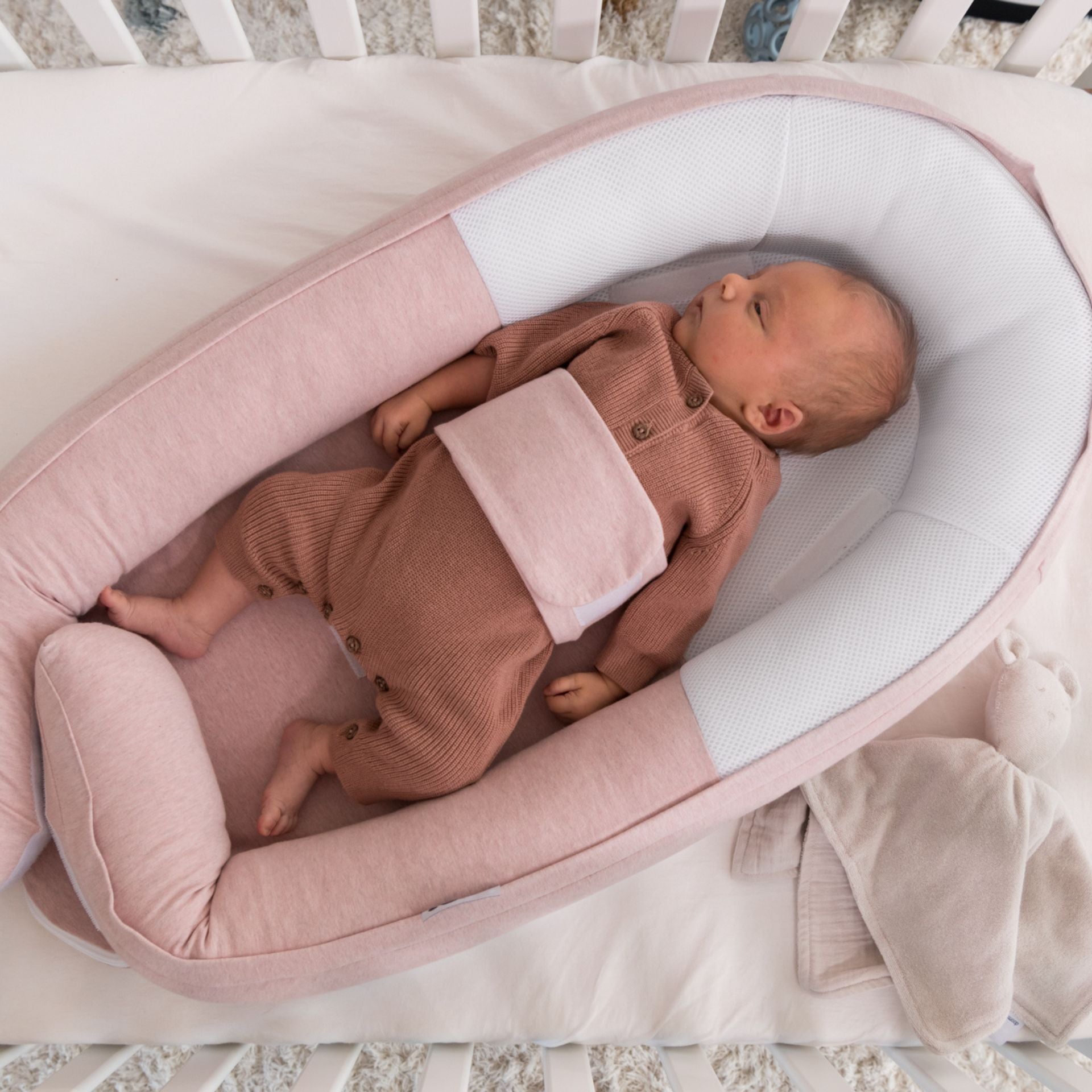 Doomoo Cocoon Baby Nest — Chine Pink