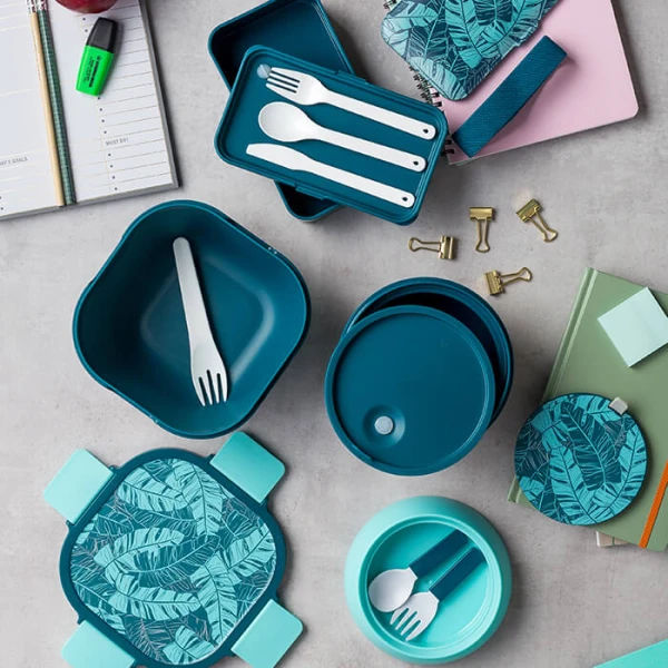 NAVA Square Plastic Lunch Box We Care, 1700ml