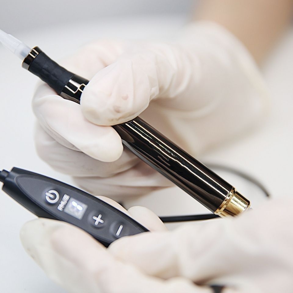 Electric Eyebrow Lip Tattoo Pen Permanent Makeup Tattoo Machine With Needles