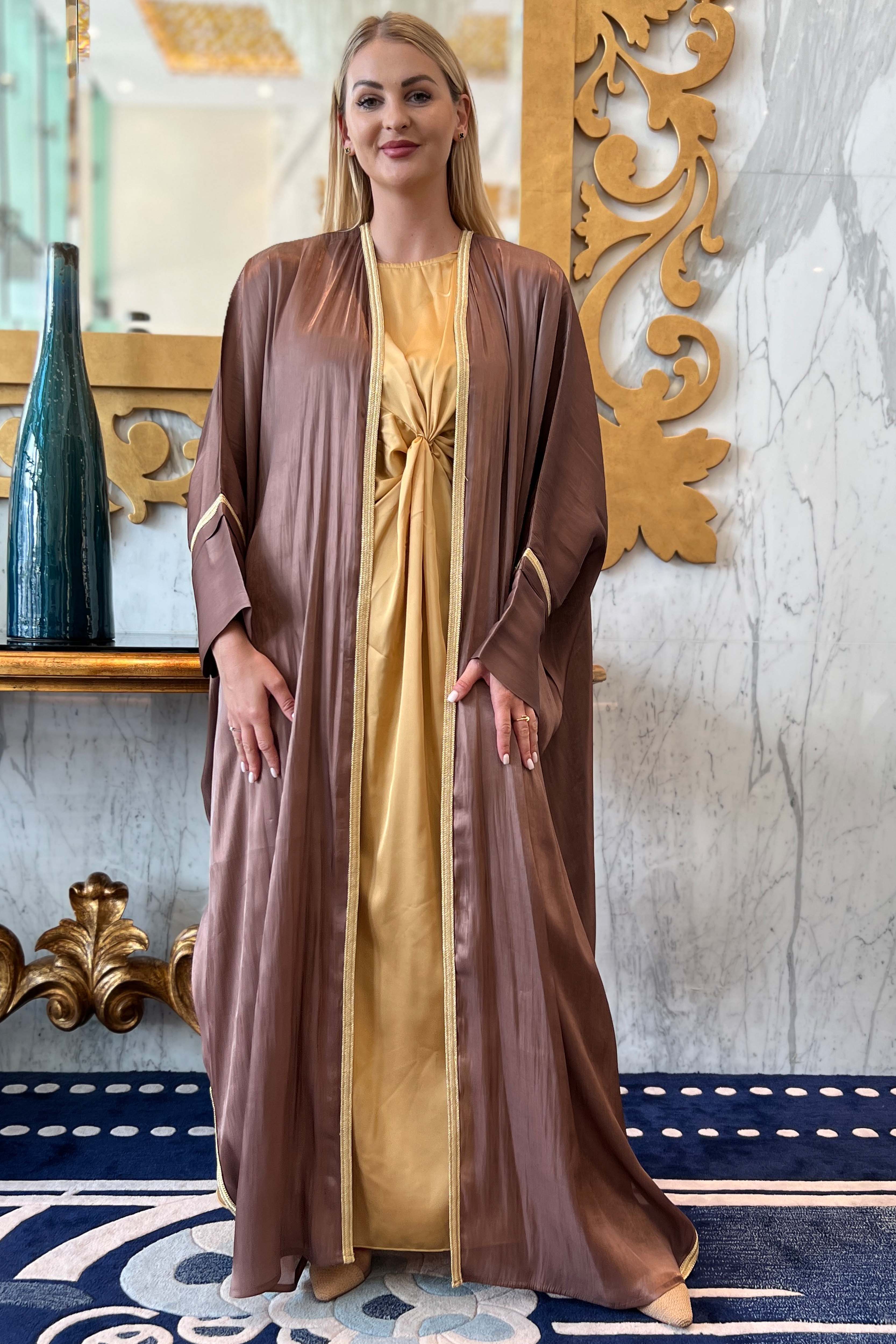 MOiSTREET Brown Rotana Shimmer Bhist Abaya Set