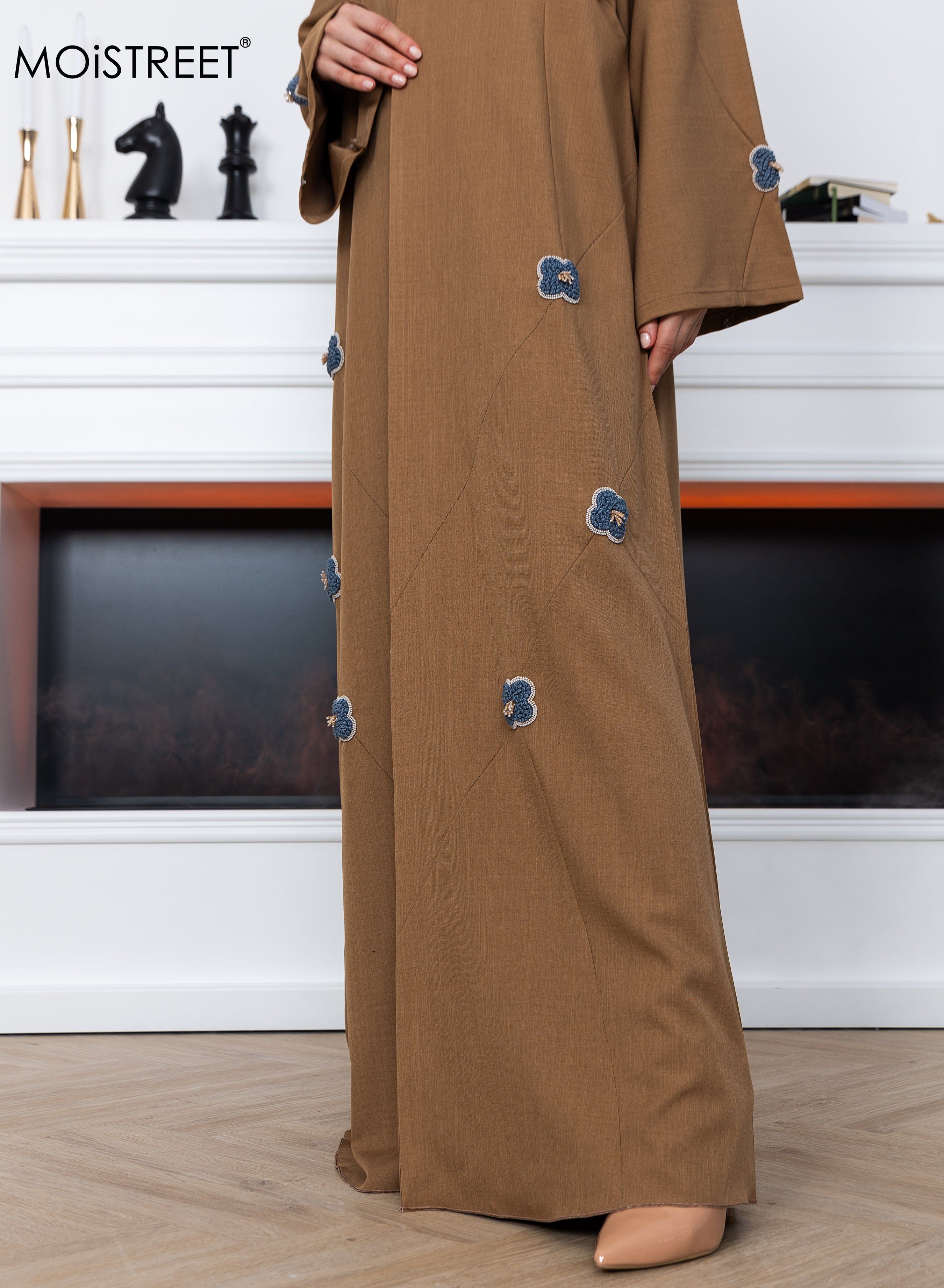 MOiSTREET Melange Embroidery Abaya