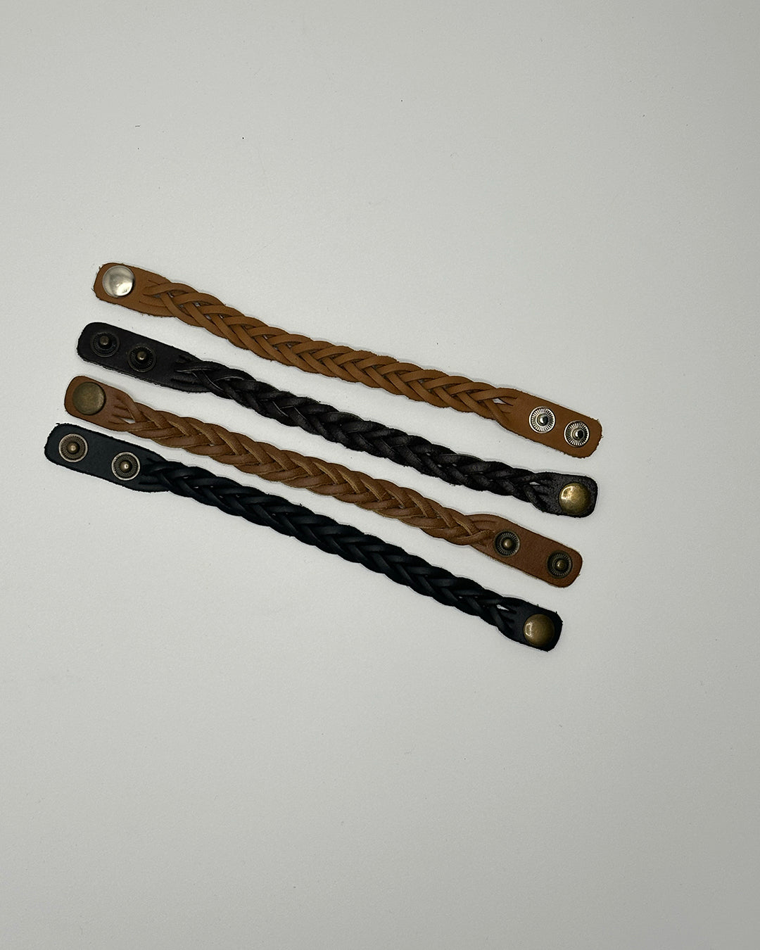 Hartouka Rustic Twist Band