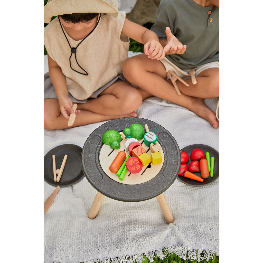 مجموعة ألعاب الشواء من PlanToys — مجموعة ألعاب التخيل الخشبية