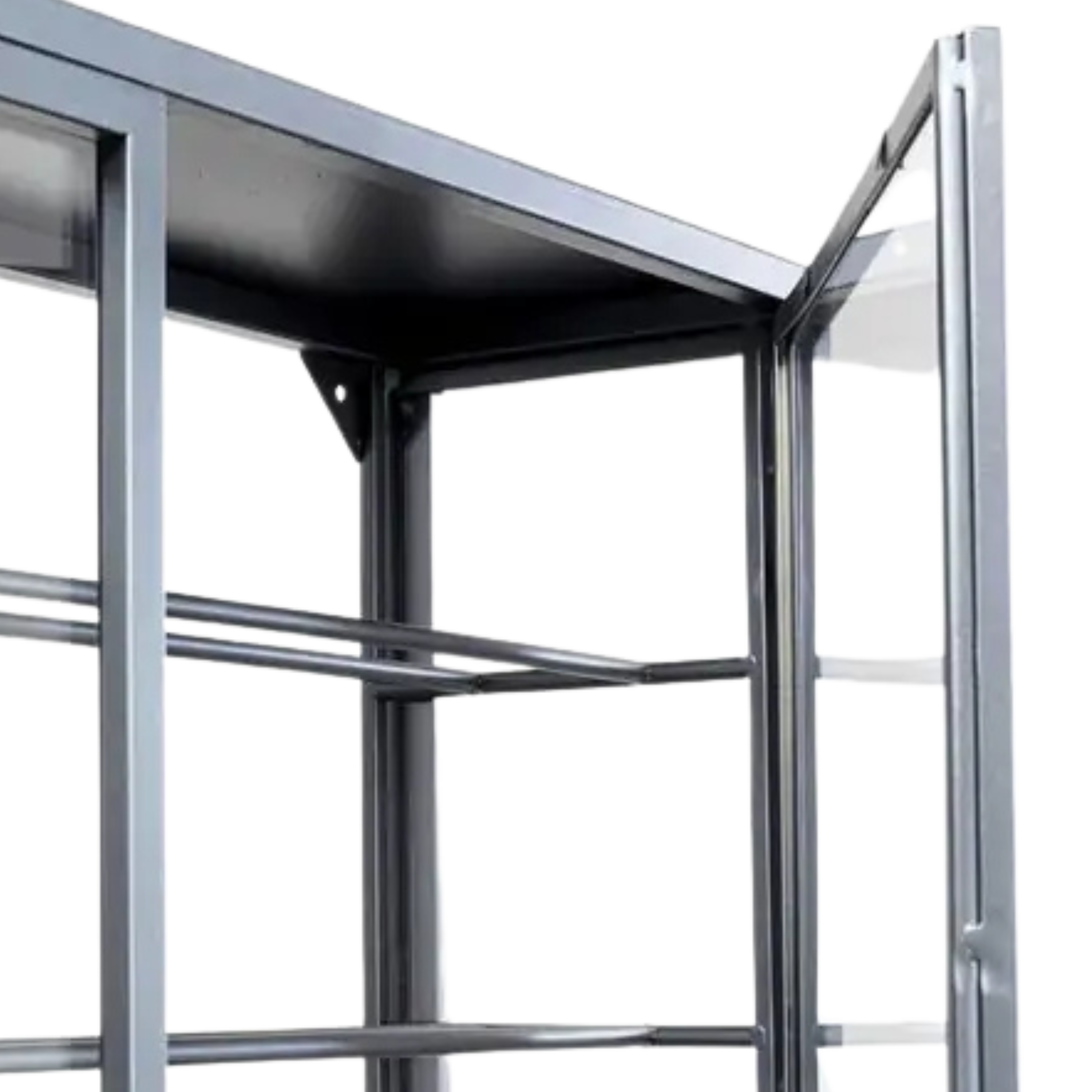 رف النبيذ سوري