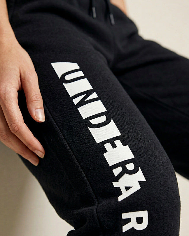Under Armour sports pant black side logo