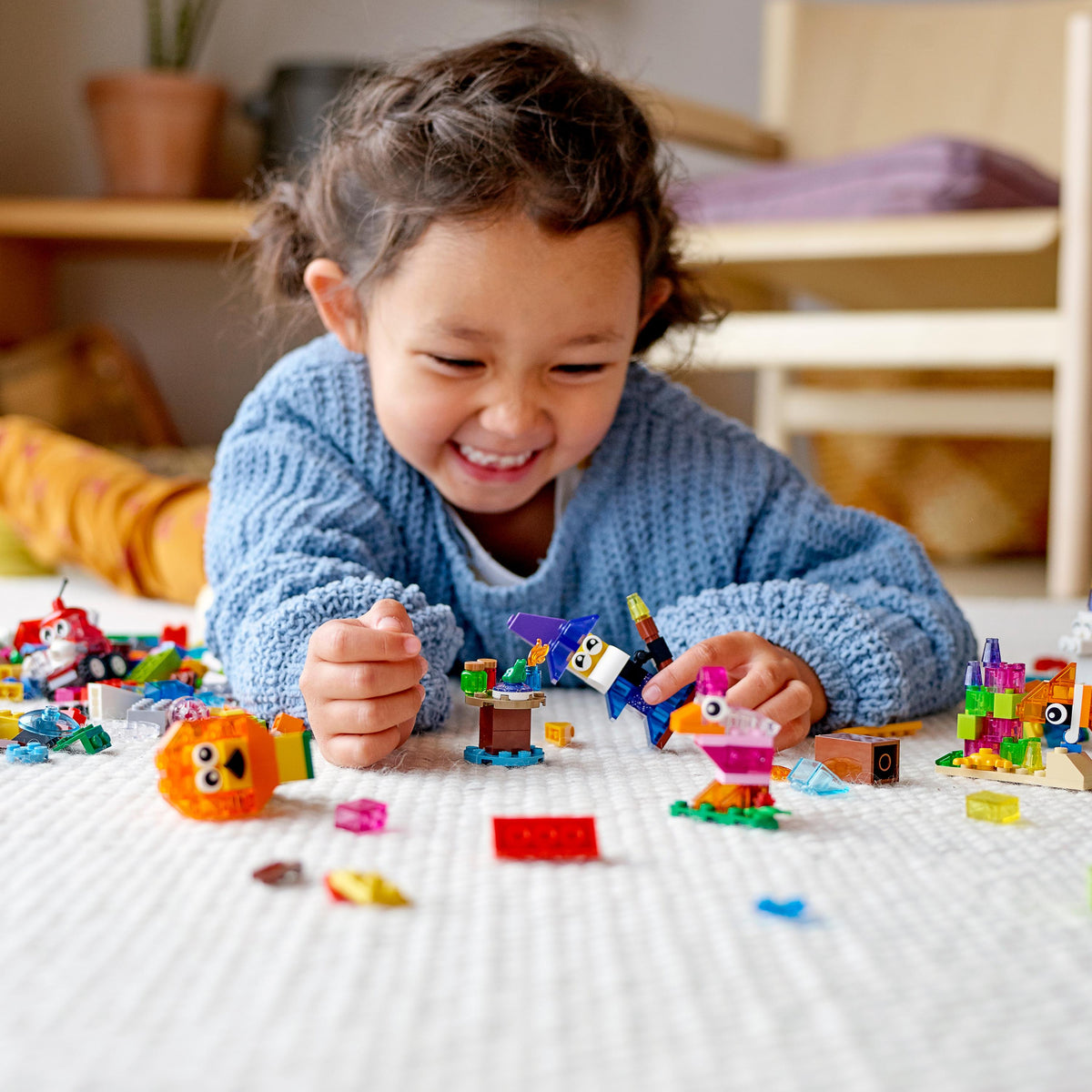 LEGO Classic-Creative Transparent Bricks