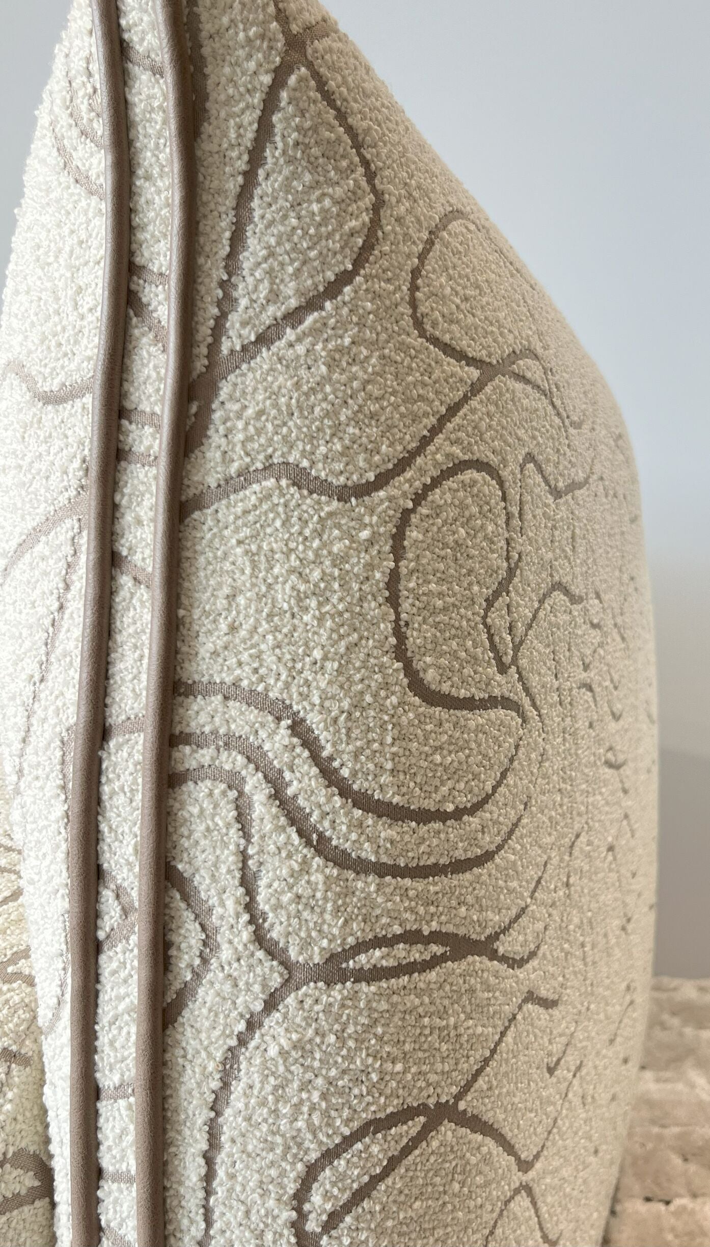 MI Abstract Patterned Cotton Fabric Accent Chair