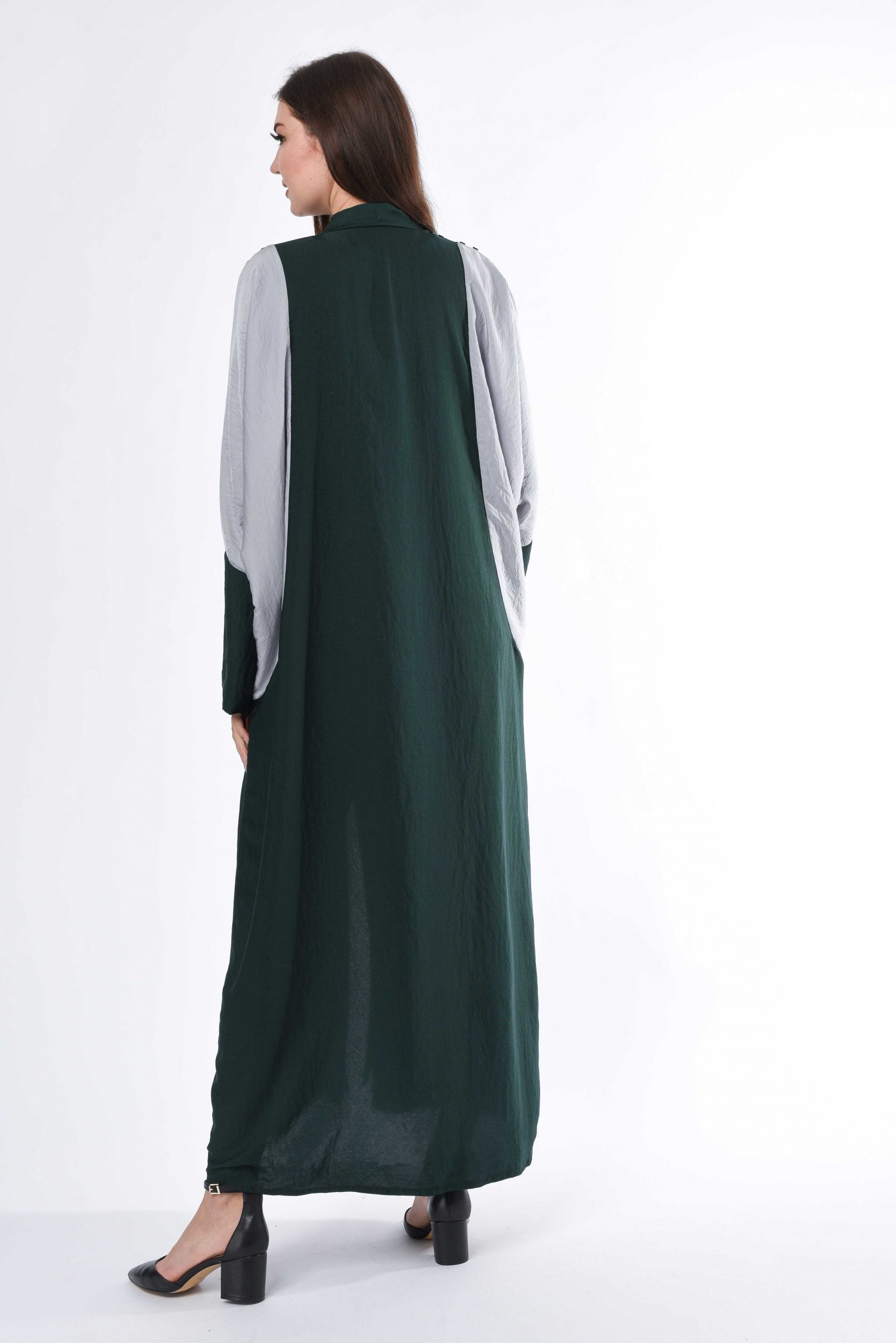 MOiSTREET Green and Grey Hand Embroidery Abaya