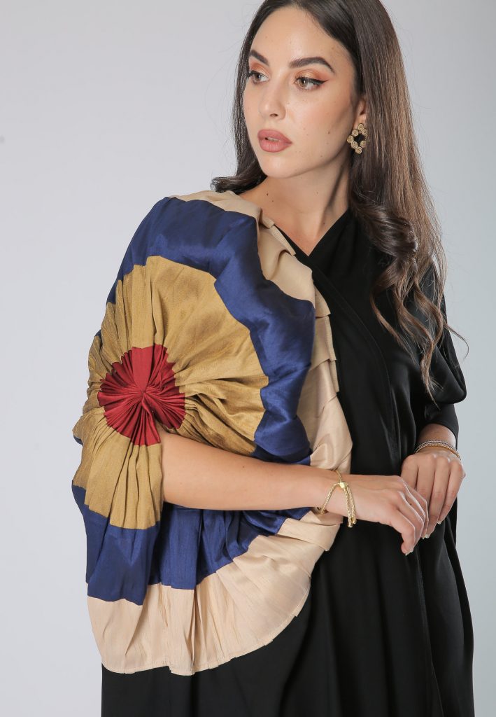MOiSTREET Frill Flower Shoulder Abaya