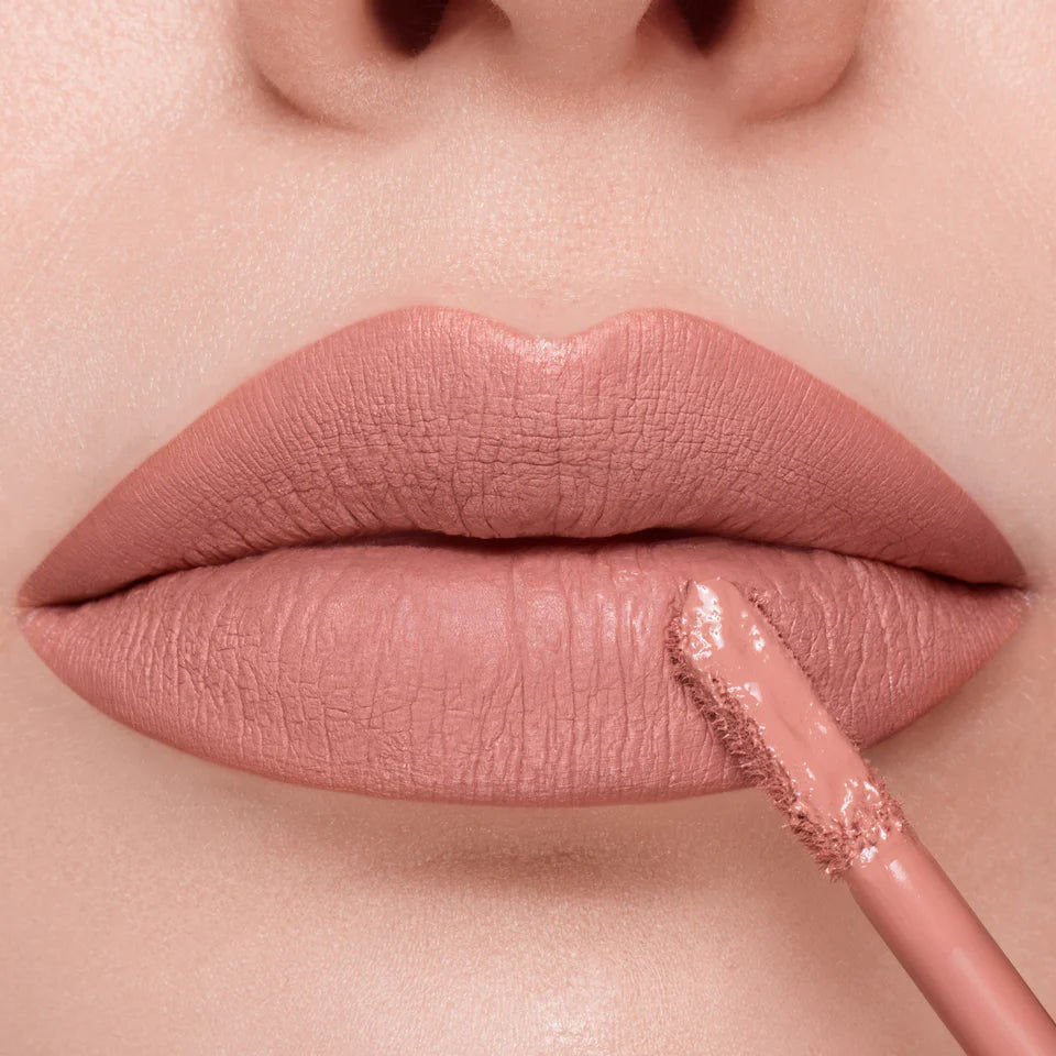 Stay On Me Long-Lasting Liquid Lisptick