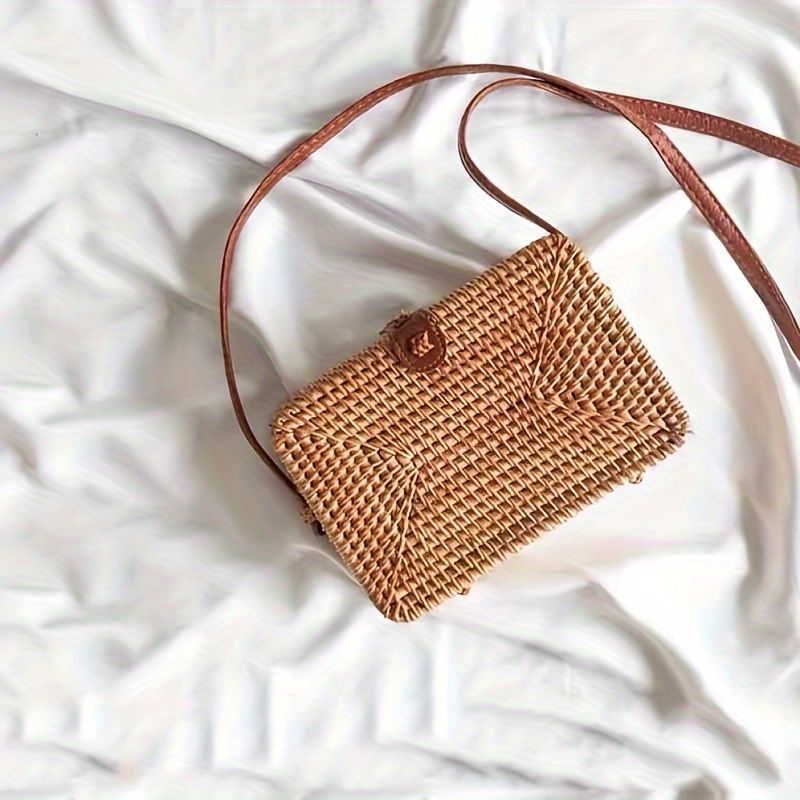 Handwoven Rattan Bag Summer Beach Crossbody Bags Woven Clutch for Women