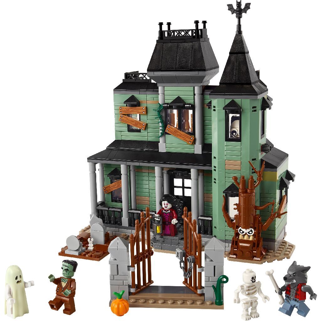 مجموعة بناء الألعاب «القصر المسكون» 3 في 1 من LEGO Creator (31167)، للأطفال من عمر 9 سنوات فما فوق