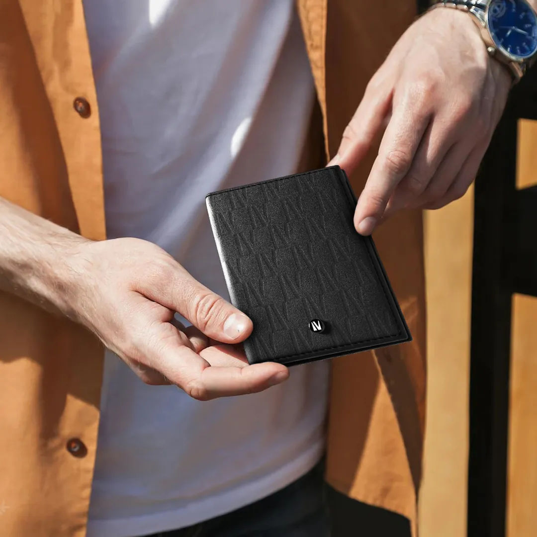 Levelo Bifold Genuine Leather With Debossed Logo Pocket Oraganizer
