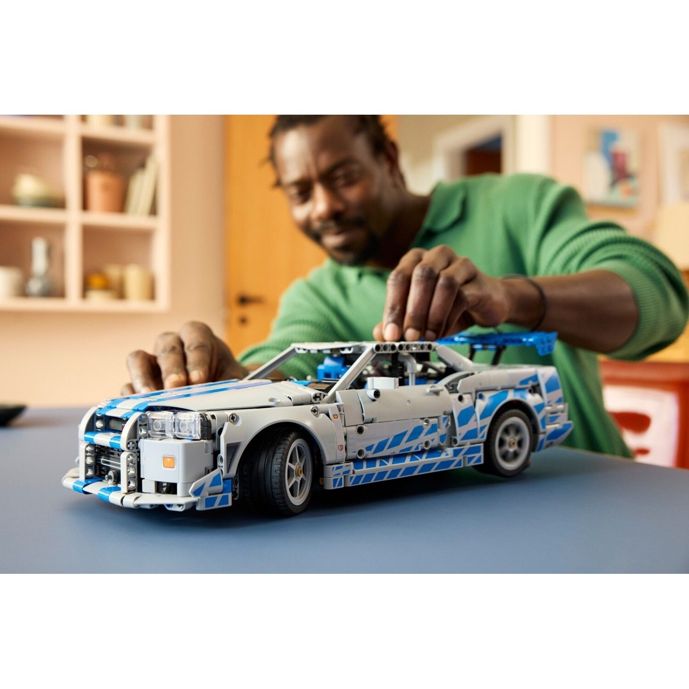 مجموعة بناء سيارة نيسان سكايلاين GT-R من سلسلة «2 Fast 2 Furious» من LEGO Technic