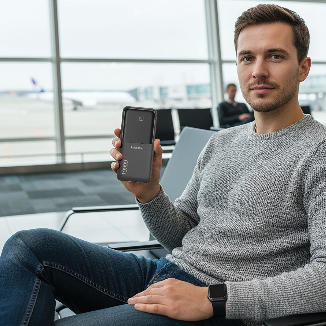 Blupebble Linkpod Go 10000Mah Built-In Cable Power Bank Black