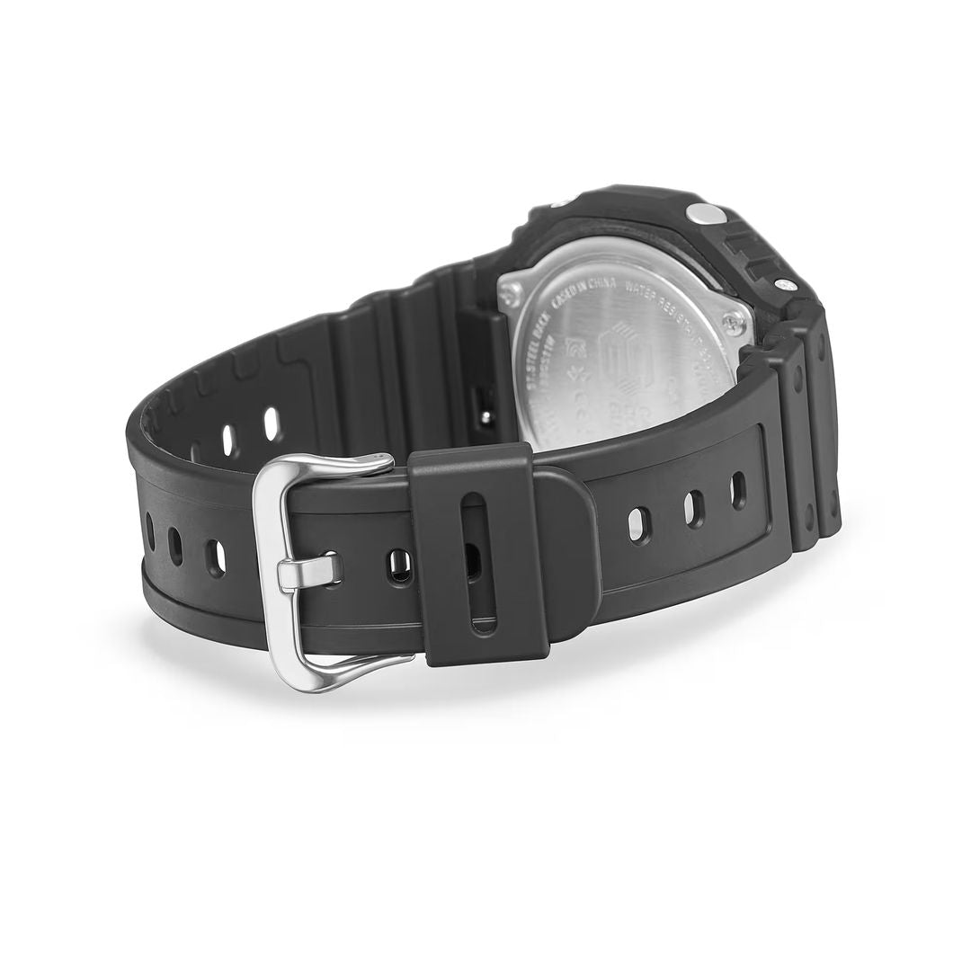 ساعة كاسيو G-SHOCK GA-B2100 ذات الشاشة التناظرية والرقمية
