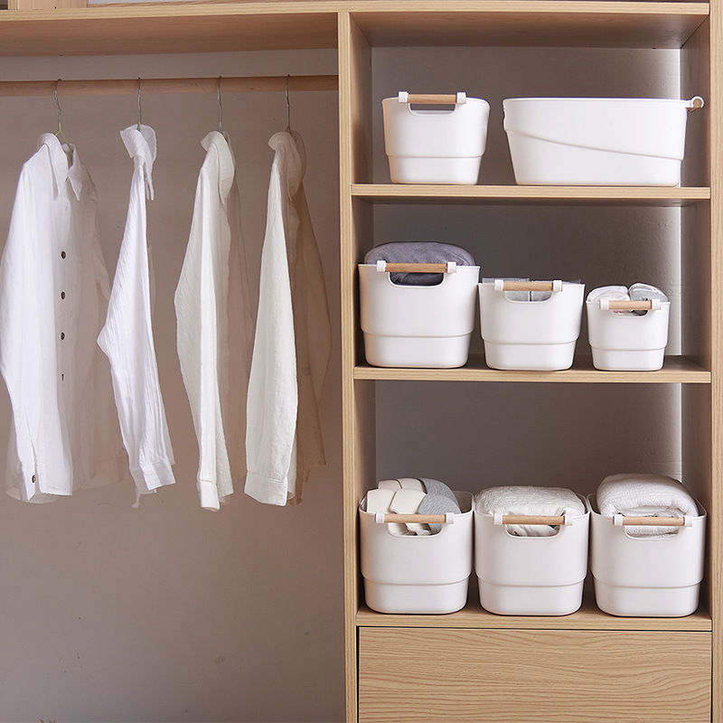 White Plastic Organizer Basket with Wood Handle - Medium 5.8L