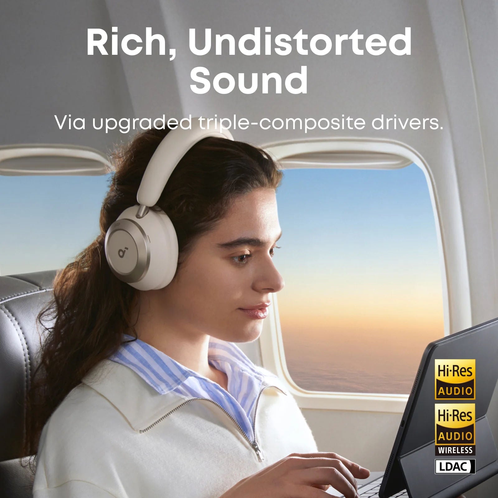 سماعات Anker Soundcore Space One Pro اللاسلكية، تقنية التخلص التلقائي من الضوضاء (ANC) 3.0، صوت عالي الدقة، مدة تشغيل تصل إلى 60 ساعة، لون أبيض كريمي