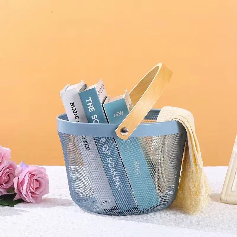 Round Wire Mesh Storage Basket with a Wooden Handle (Pink)