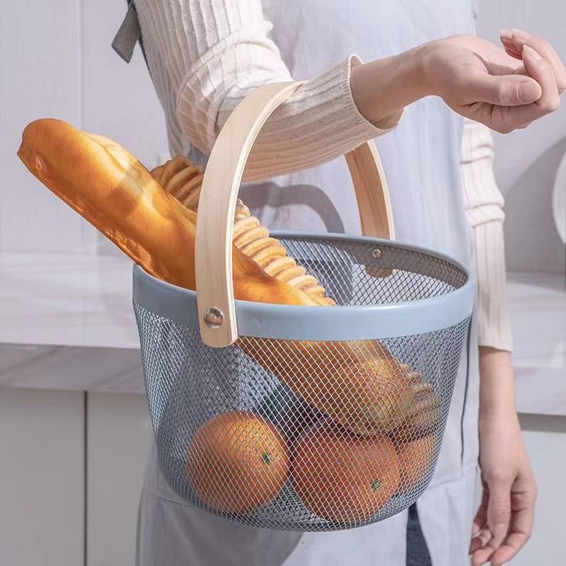 Round Wire Mesh Storage Basket with a Wooden Handle (Pink)