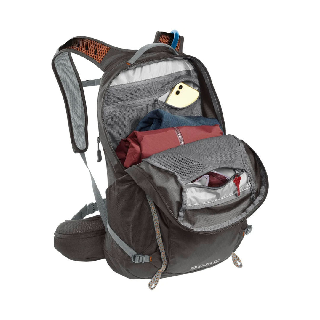 حقيبة الظهر للمشي لمسافات طويلة Camelbak Rim Runner™ X30، سلسلة Terra، رمادي عاصفي