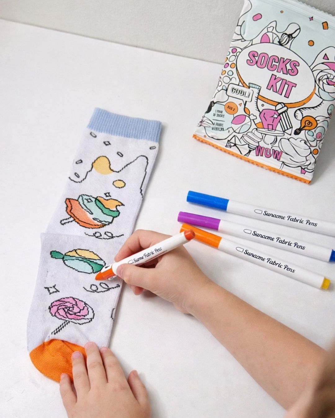 Walk & Roll Exclusive Kids Socks Kit