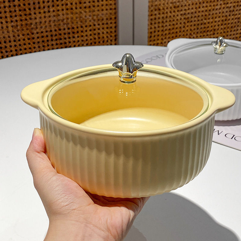 Charming Ribbed Ceramic Serving Bowls with Lids (Green)