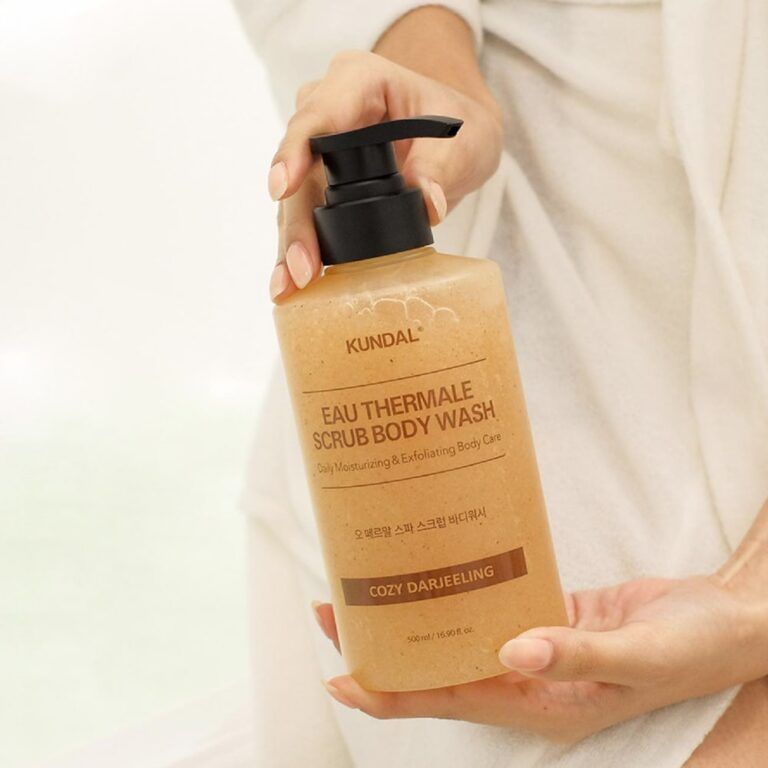 Eau Thermale Spa Scrub Body Wash 500ml - Cozy Darjeelinc