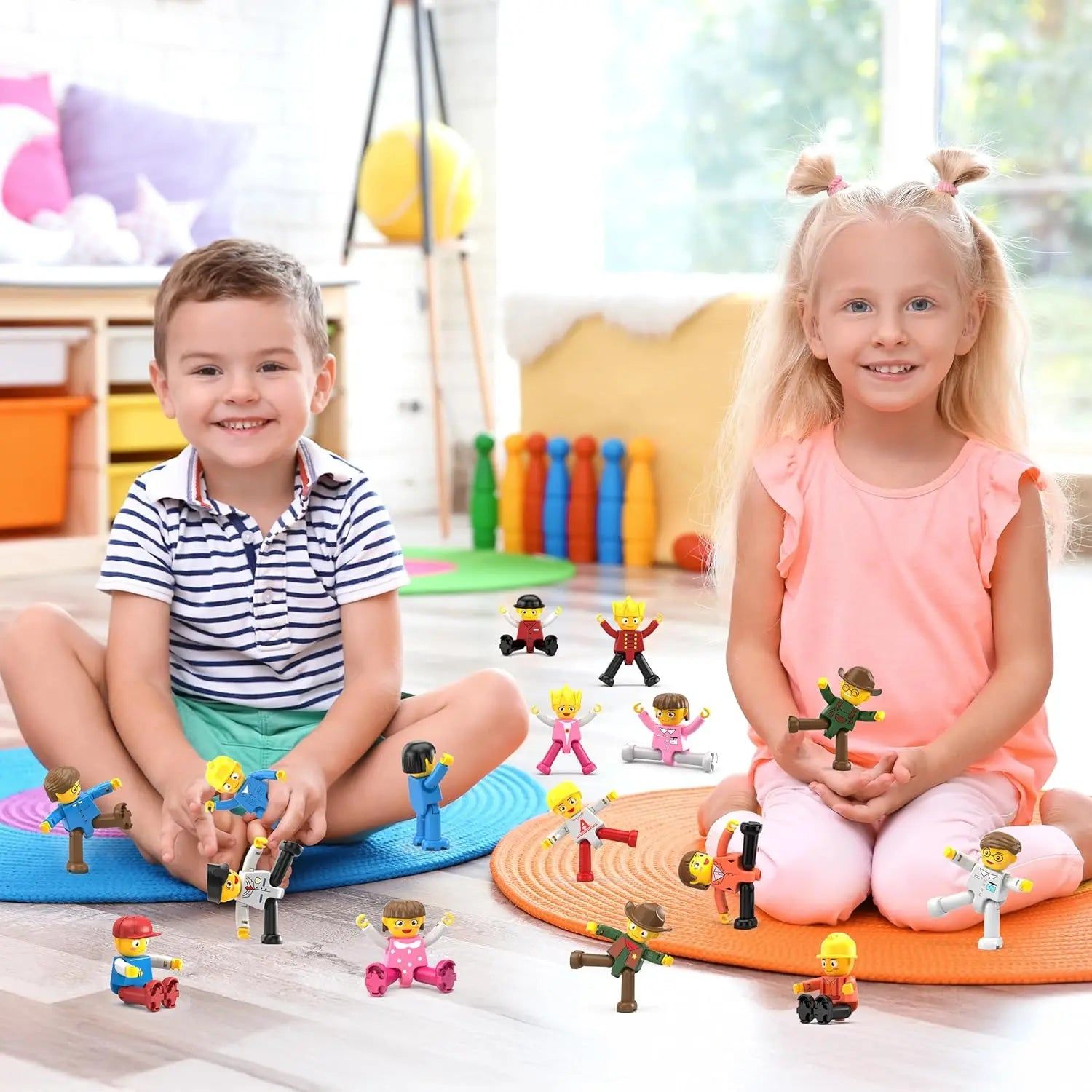 16 Character Figures Set – PicassoTiles