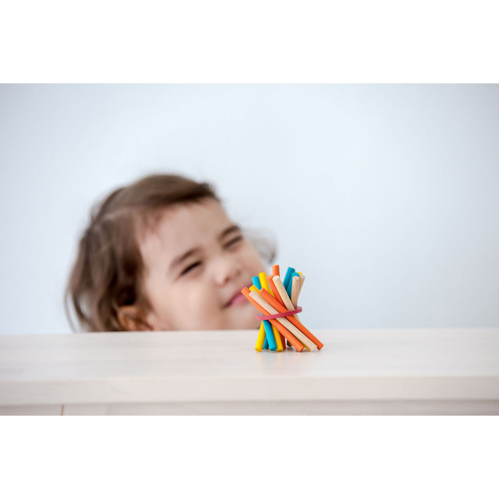لعبة «بيك-أب ستيكس» من PlanToys — لعبة خشبية كلاسيكية